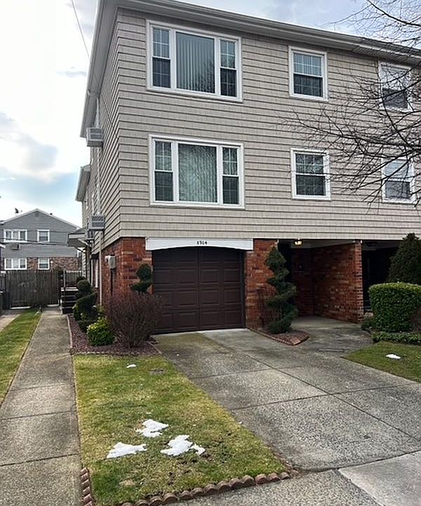 2nd image of 8904 Aubrey Ave