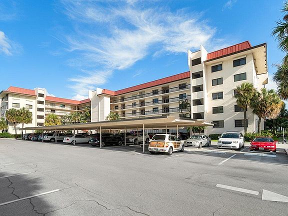 3rd image of 7020 Half Moon Cir APT 510