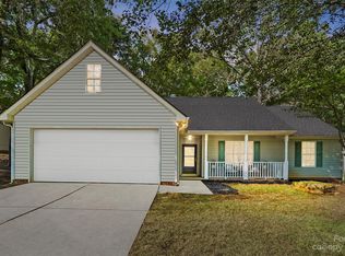 105 Southcliff Dr, Waxhaw, NC 28173