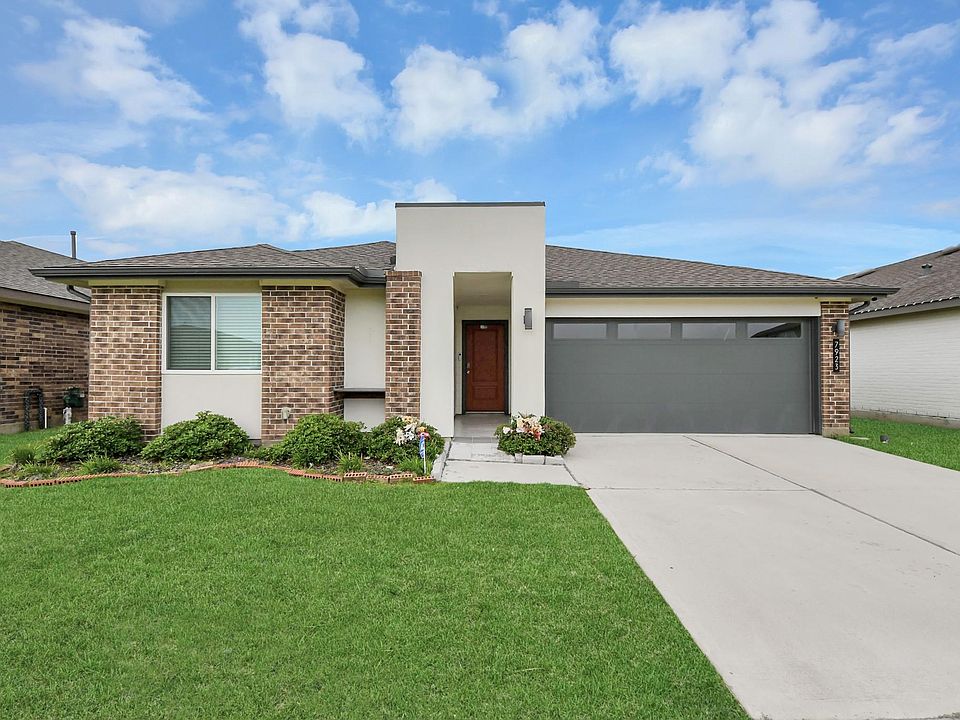 1st image of 7923 Cattleman Valley Dr