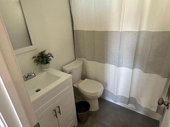 5th image of 1250 S Santa Cruz Ln