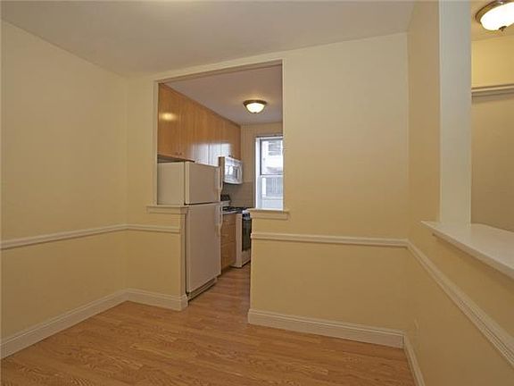 5th image of 525 W 236th St APT 3B