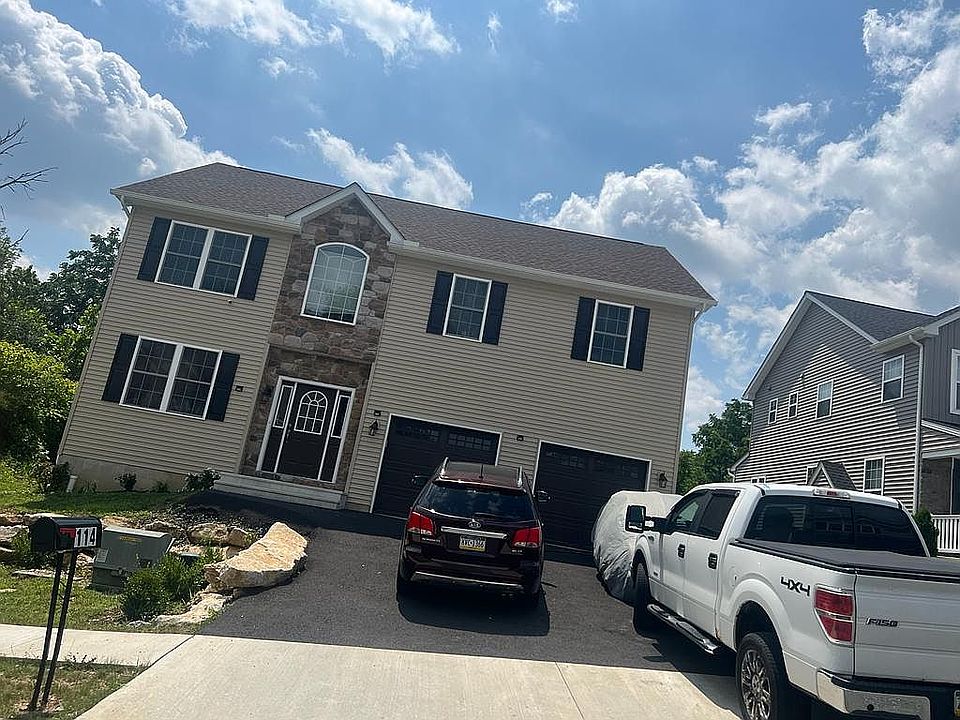 1st image of 114 Oakwood Dr