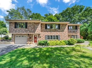 14 Sterling Ave, Saugus, MA 01906