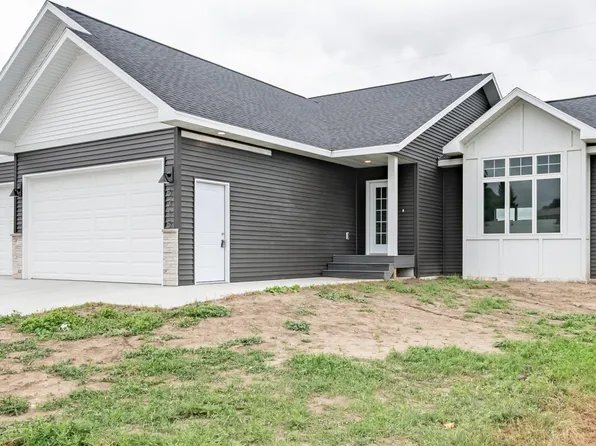 5315 Hendrickson Dr, Bismarck, ND 58504
