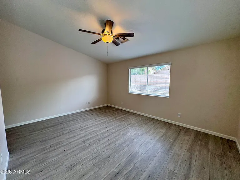 8556 W Carol Ave — Photo 21