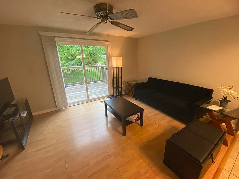 9622 Vinca Cir #C-0 — Photo 5