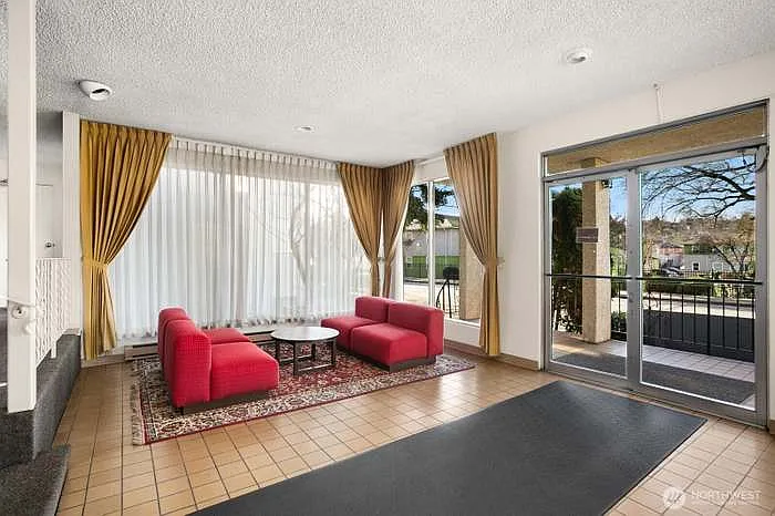 9030 Seward Park Ave S #411 — Photo 3
