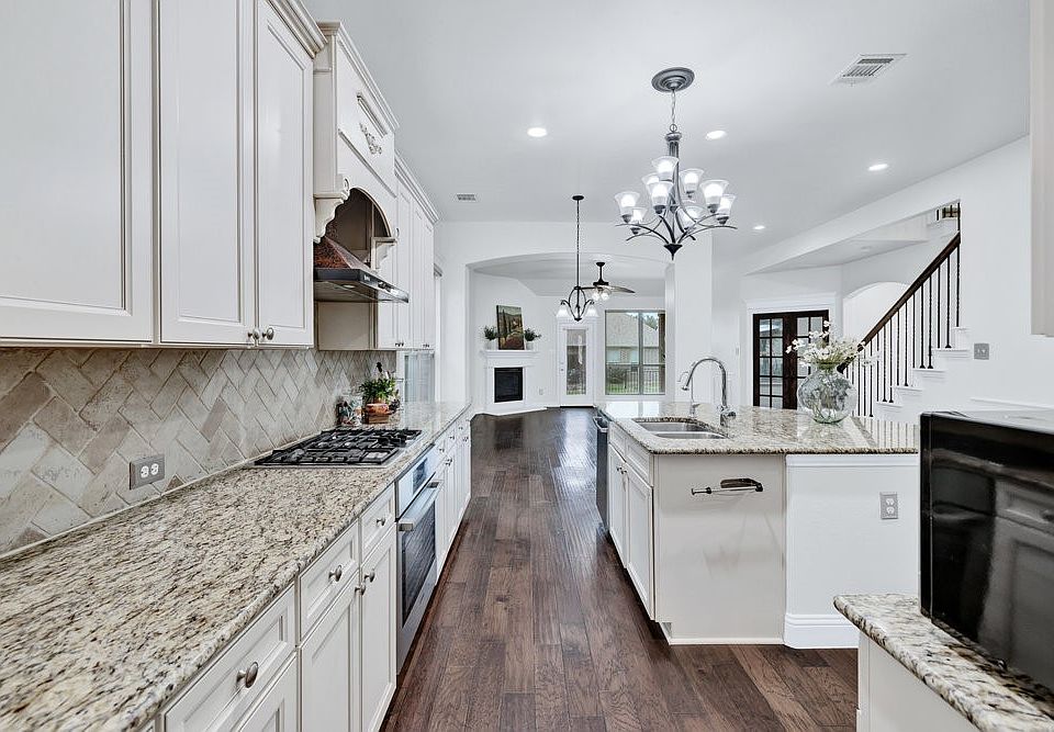1st image of 3000 Bella Lago Dr