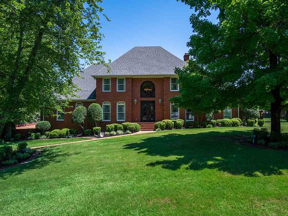 1st image of 86 Elmhurst Dr