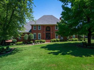 86 Elmhurst Dr, Jackson, TN 38305