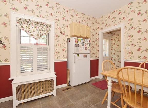 3rd image of 5603 Holly Hills Ave