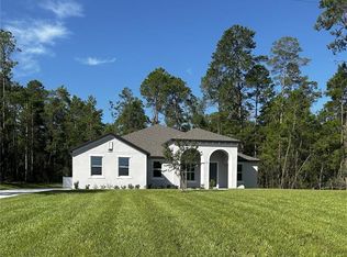 29 Village Center Dr, Homosassa, FL 34446