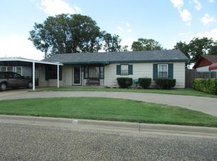 307 SE 8th St, Plainview, TX 79072