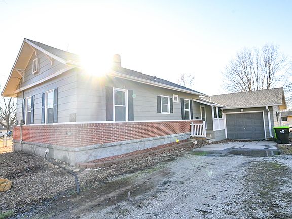 4th image of 1102 S Butler Dr