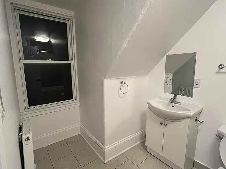 379 Cooper St — Photo 48