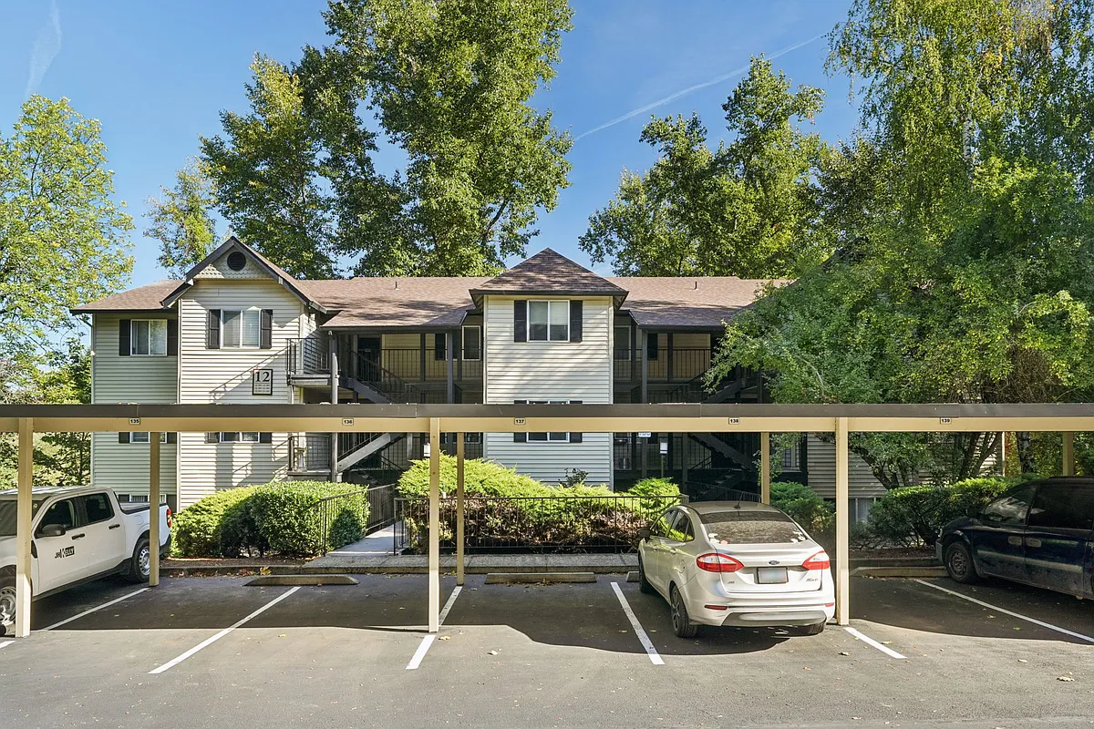 Building Photo - Miramonte Lodge
