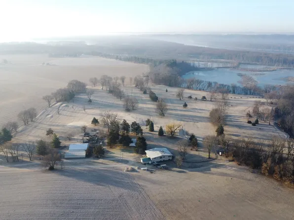 18280 State Route 84, Savanna, IL 61074