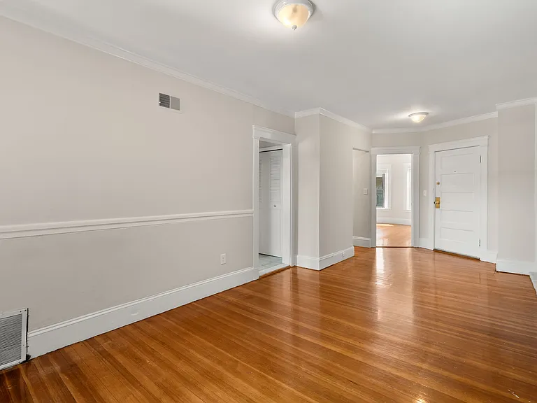 22 Linden Pl #2 — Photo 17