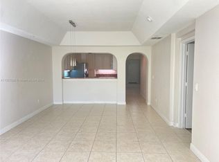 10770 NW 66th St APT 109, Doral, FL 33178