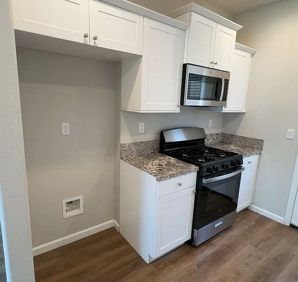 505 S Summit St #101-104 — Photo 6