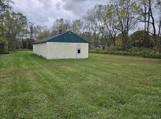 11075 Coleman Rd #2, Elma, NY 14059