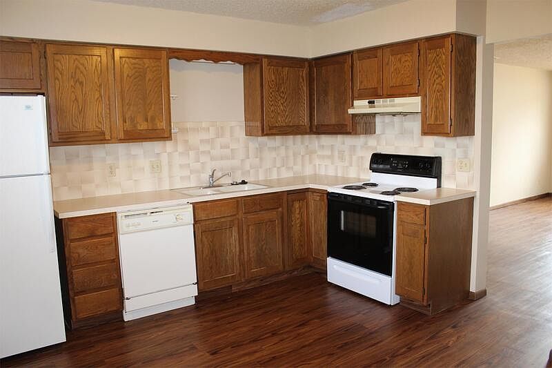 1st image of 1408 E 27th Ave #A