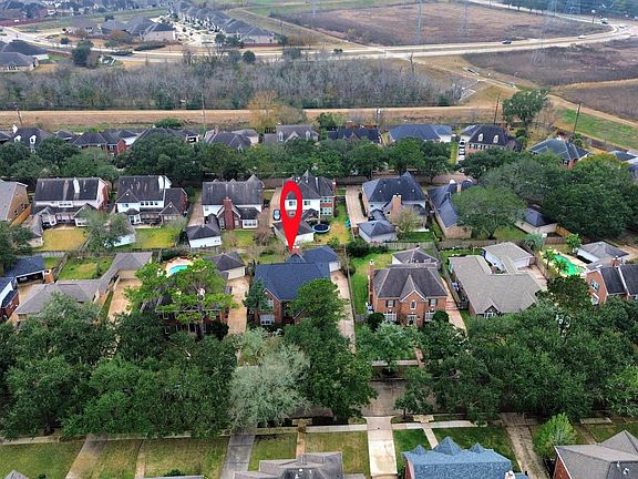 2nd image of 4418 Bermuda Dr