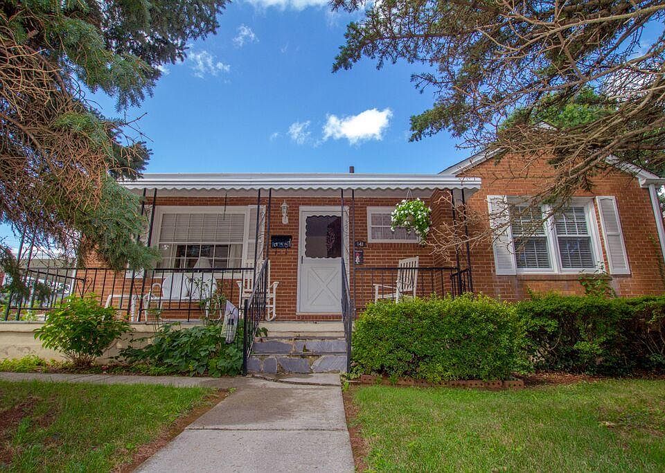 1st image of 148 Trinkle Ave NE