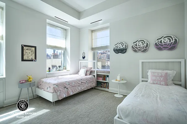 Sold by Coldwell Banker Warburg | media 11