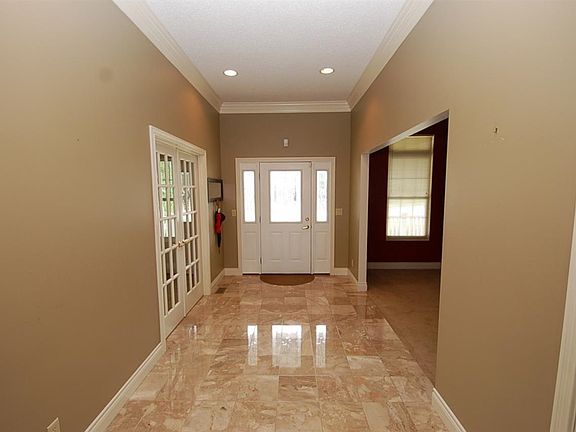 4th image of 2020 W Brookfield Ct