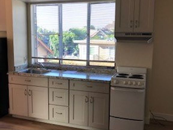 2nd image of 81 E William St #6