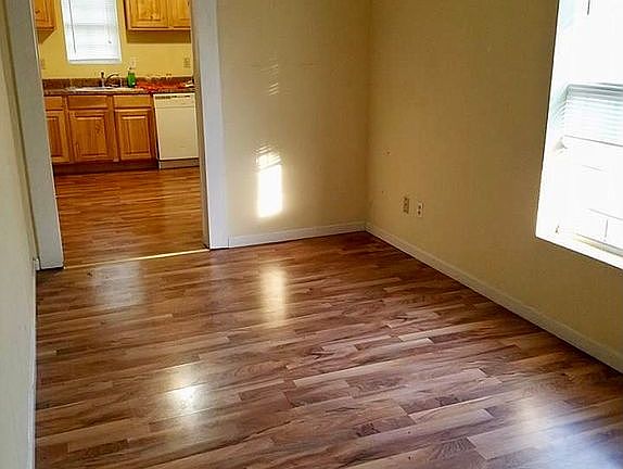 Dinning Room & Kitchen view