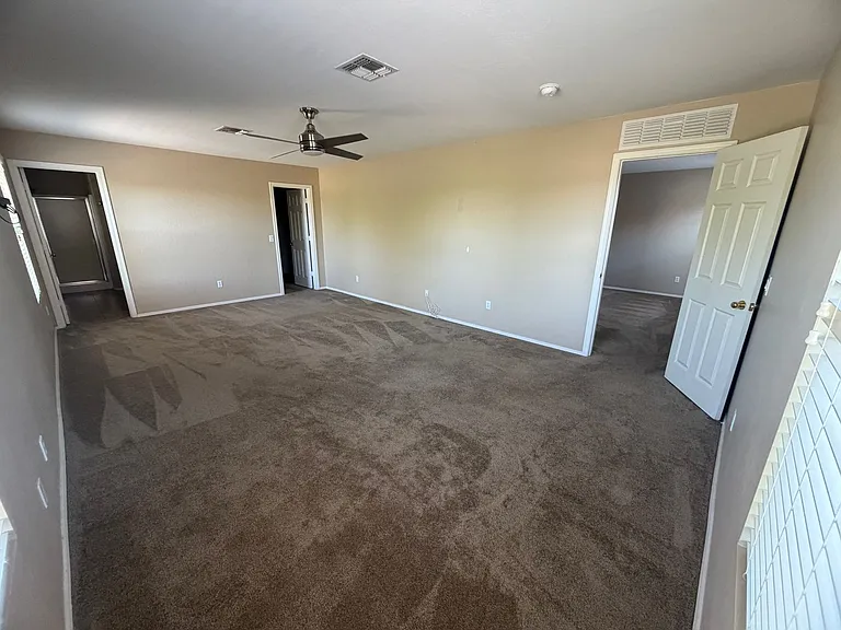 15905 N 169th Dr — Photo 20