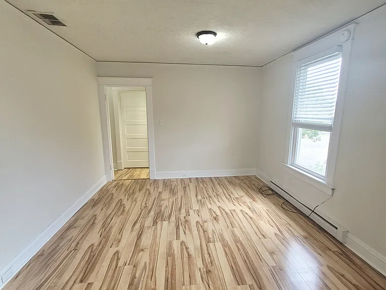 110 Phelps Rd #B — Photo 7