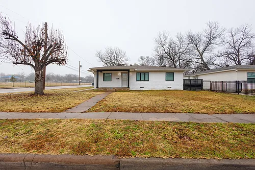 2540 Prichard Ln Photo 1