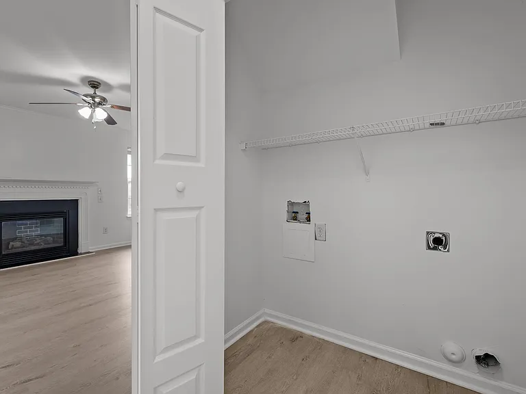 3676 Watkins Ridge Ct — Photo 17