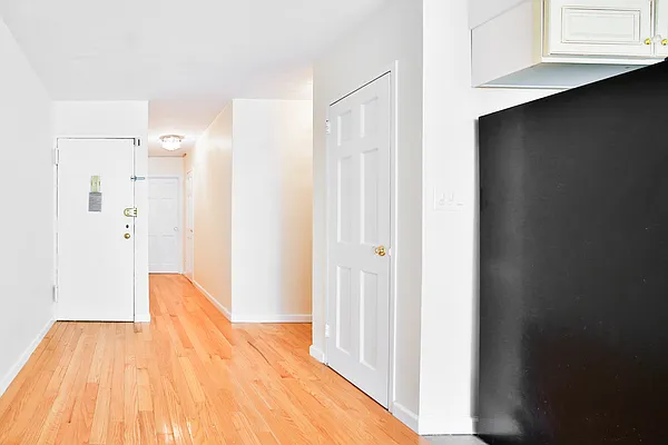 Rented by Platinum Properties | media 8