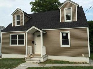 17 Douglas Ave, Waterbury, CT 06708