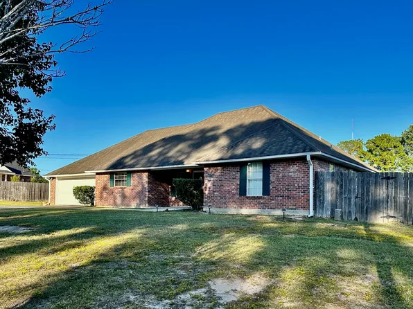 704 Woodland Dr, Leesville, LA 71446