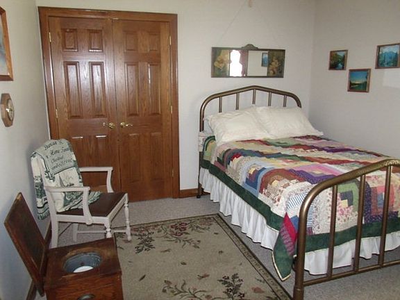 2nd image of 64 Wooden Dock Ct