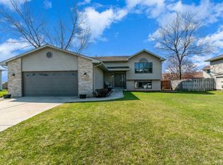 203 Timber Springs Rd, Lowell, IN 46356