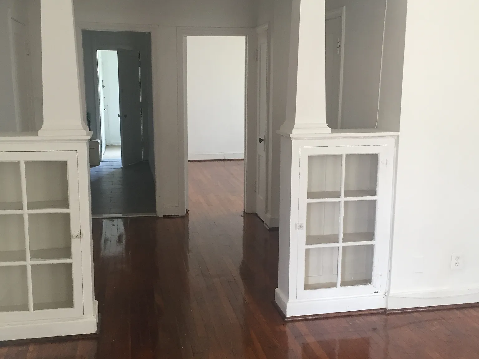 2 bed, 900 sqft, $1,850 — Photo 2
