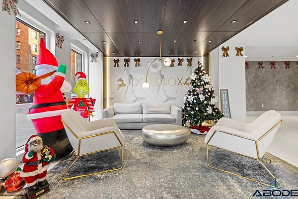 Rented by ABODE NYC LLC | media 21