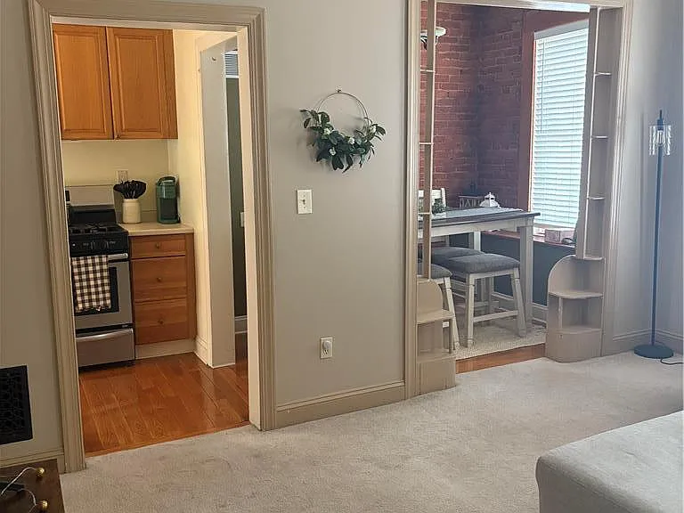 21 E North St #2 — Photo 12