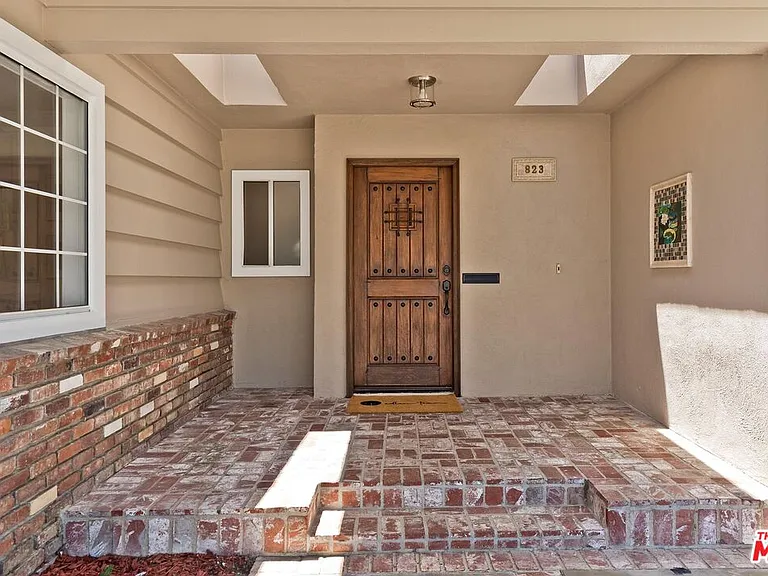 823 Enchanted Way — Photo 8