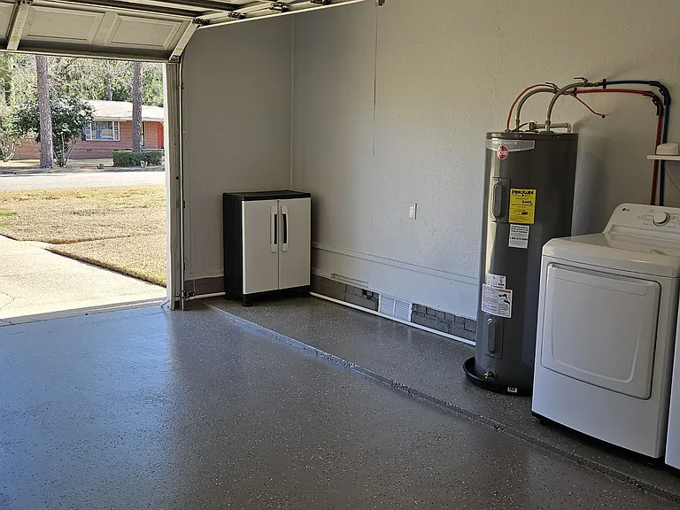 Garage - Coated Floor!