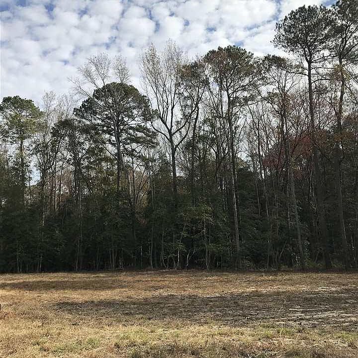 2nd image of 143 Pebble Creek Dr