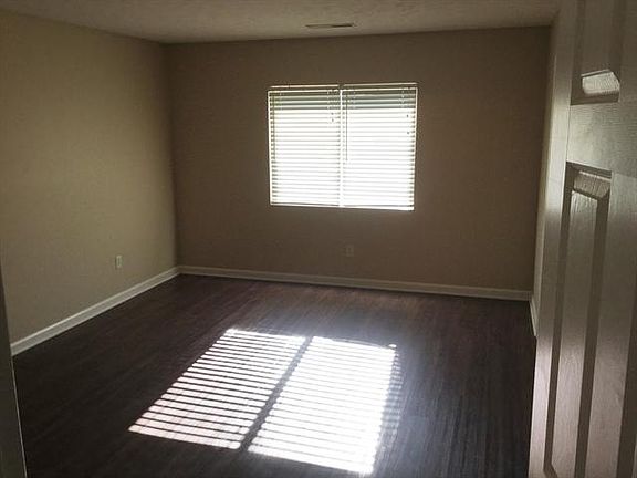 5th image of 10029 Oriole Ct
