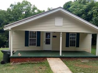 218 W 19th St, Newton, NC 28658